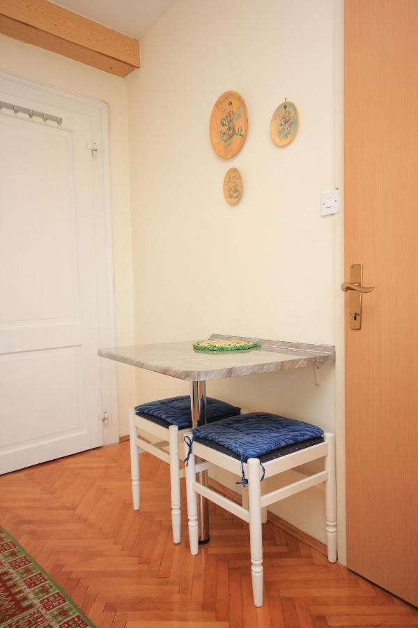 Apartments And Rooms By The Sea Komiza, Vis - 2431 Extérieur photo