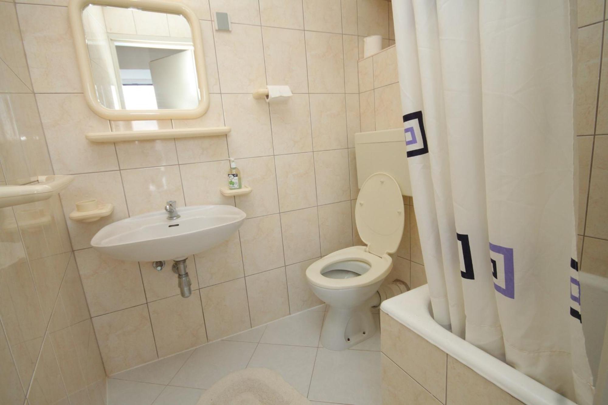 Apartments And Rooms By The Sea Komiza, Vis - 2431 Chambre photo